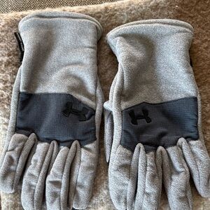 Under Armour Two-Tone Fleece Gloves